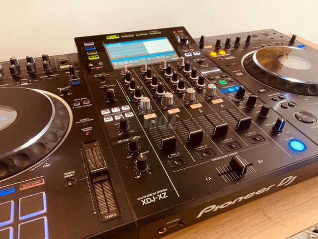 Pioneer XDJ XZ