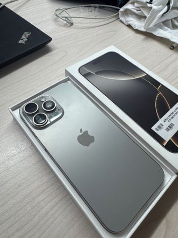 I phone 16 pro max