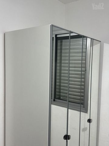 ארון בגדים