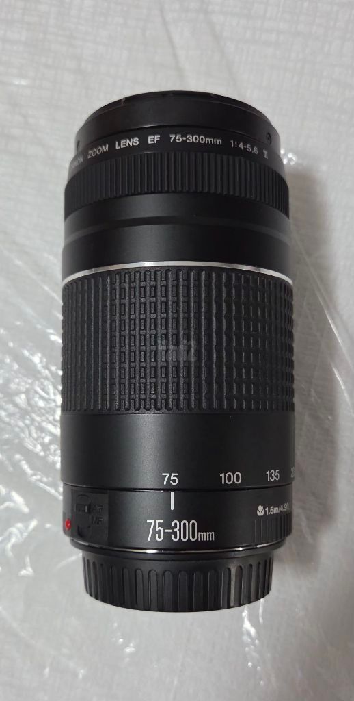 עדשה CANON