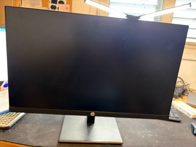 מסכי מחשב lg + hp