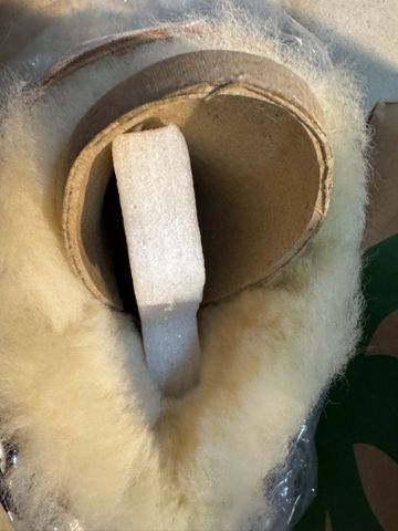 *NEW* UGG AUSTRALIA 38