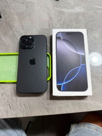 איפון 16 pro max