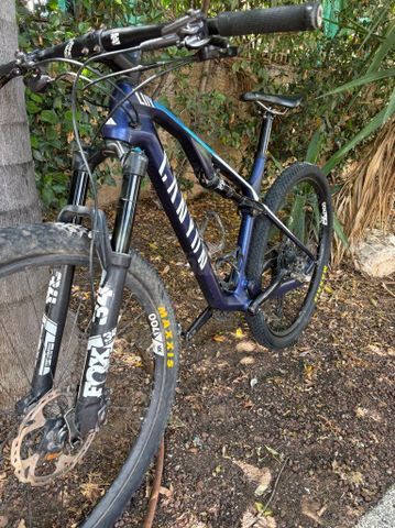 Canyon lux cf 7 carbon