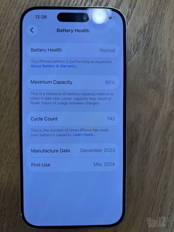 iPhone 15 pro 256GB white