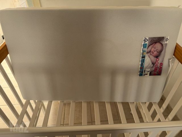 עריסה לתינוק