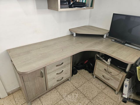 שולחן עבודה