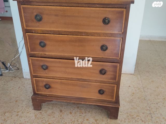 שידה וינטג'