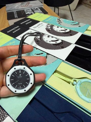 שעוני ap x swatch
