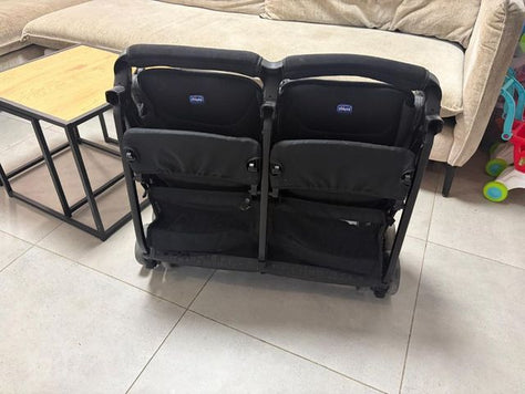 טיולון תאומים