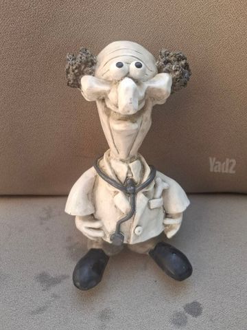 פסלון פאולו קיארי 1980