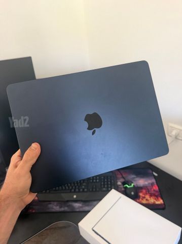 Macbook