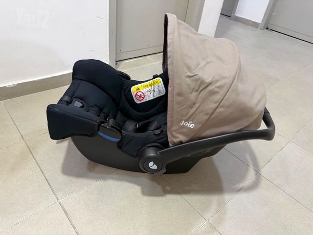 עגלת תינוק