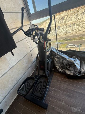 אליפטיקל MAX TRAINER m3