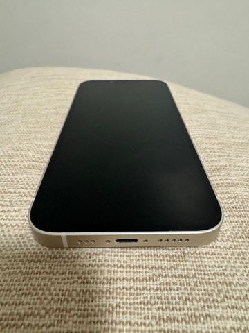 אייפון 13 - iPhone 13