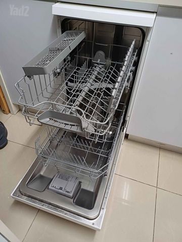 מדיח כלים צר Bosch