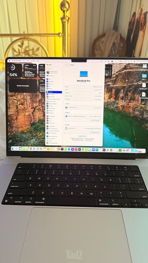 MacBook pro 16 M2
