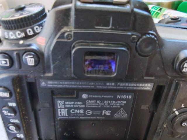 ניקון d7500 + טמרון 18-400