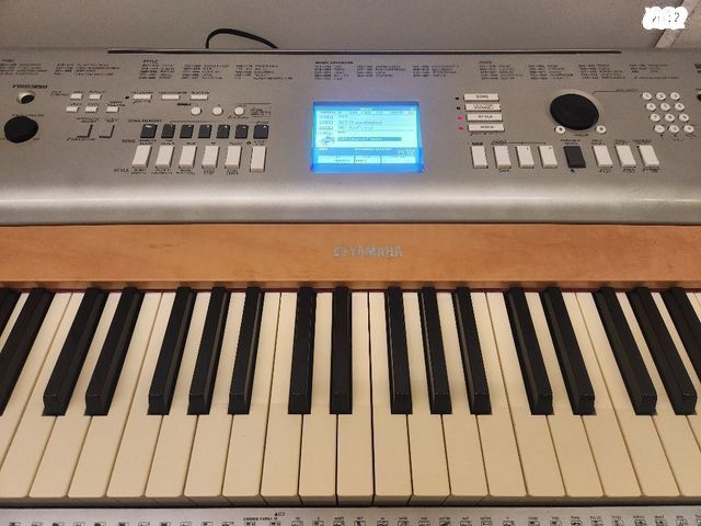 פסנתר חשמלי yamaha