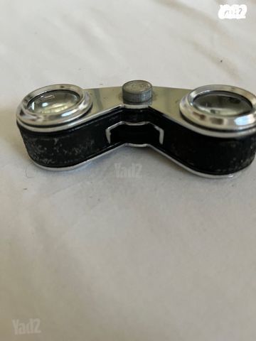 פריט אספנות משקפת תיאטרון