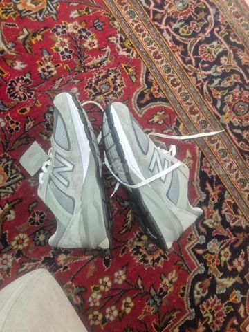 New Balance 990v5