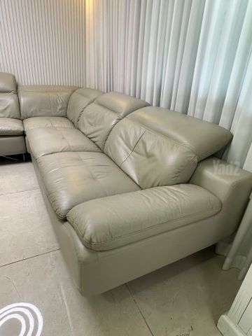 סלון עור