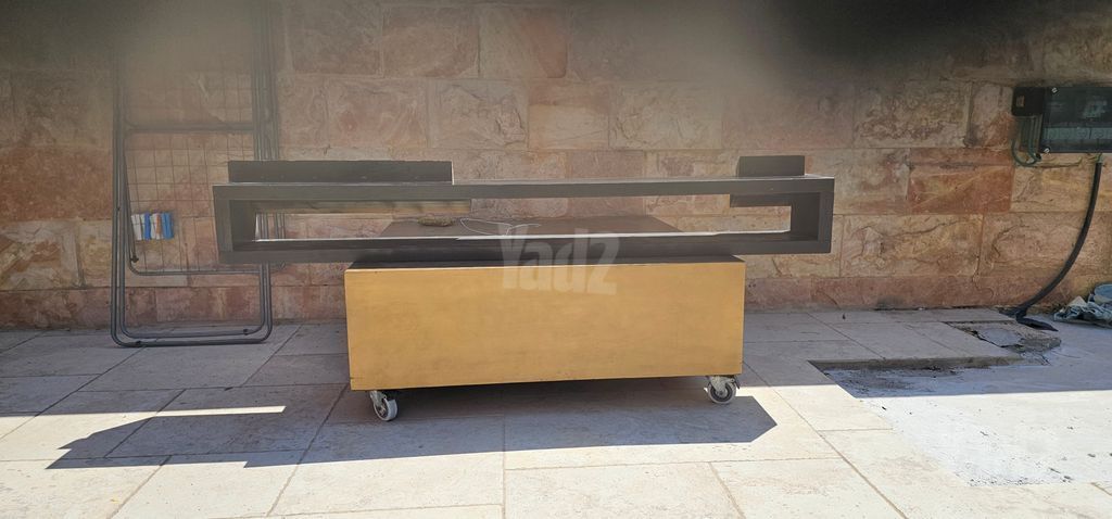 מדף-מזנון צף