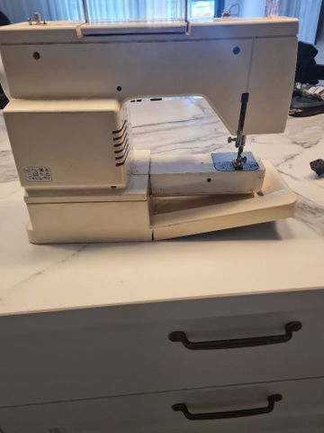 מכונת תפירה