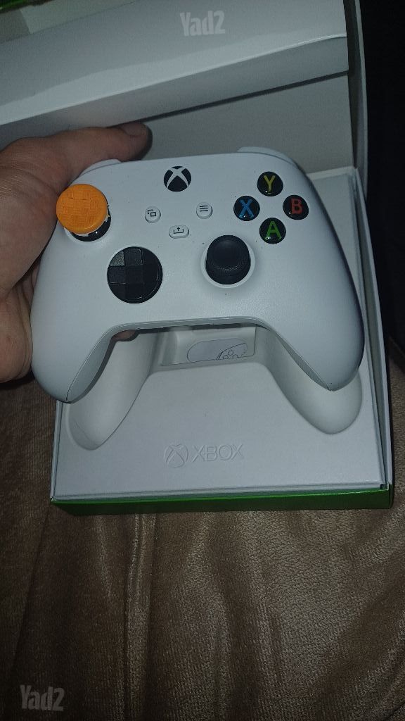 Xbox שלט של רייזר ורגיל