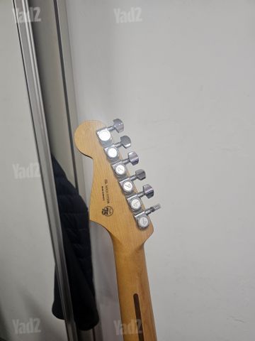 Fender strat