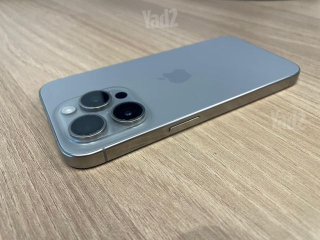 iPhone 15 pro 128 GB