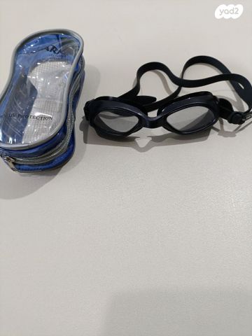 משקפי שחייה