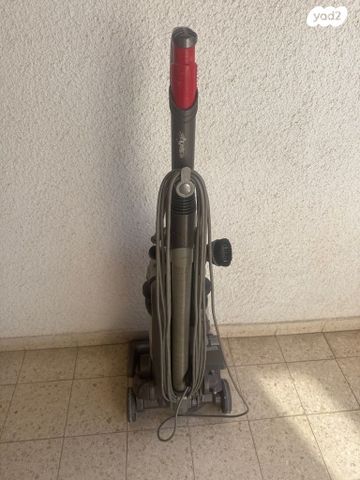 Dyson DC 14 שואב אבק
