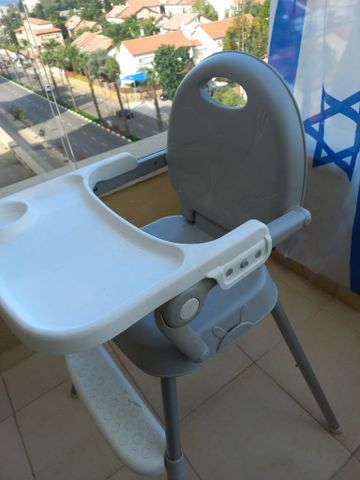 כסא אוכל