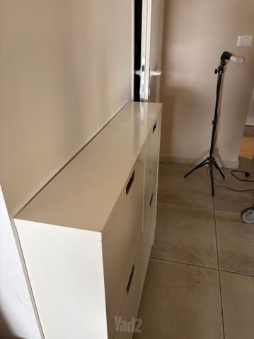 ארונית נעליים