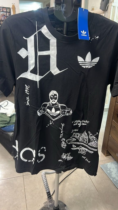 חולצות אדידס