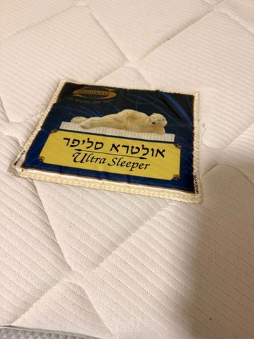 מיטה ומזרון Simmons