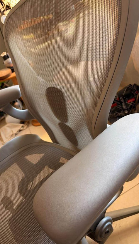 Herman Miller Aeron B