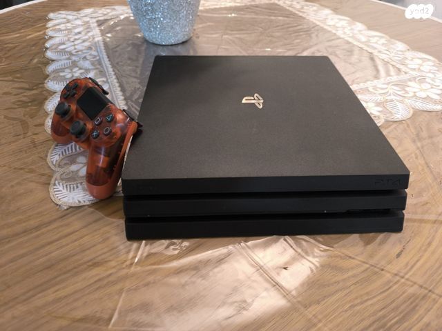 קונסולה סוני פלייסטיישן 4 Sony