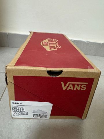 old skool true white vans