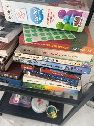 ספרים