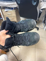 נעליי lowa