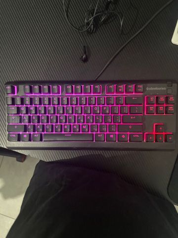 מקלדת apex 3 steelseries