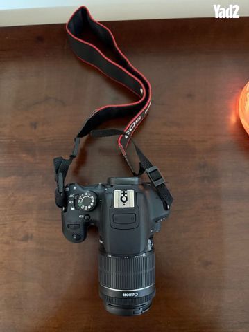 מצלמה קנון EOS 700D