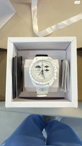 ⏱️ Omega x Swatch – MoonSwatch