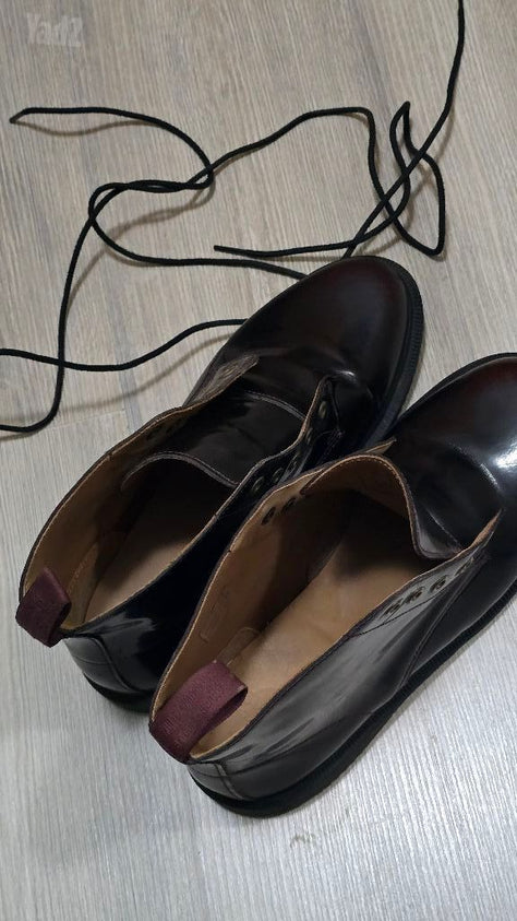 נעליים Dr .Martens