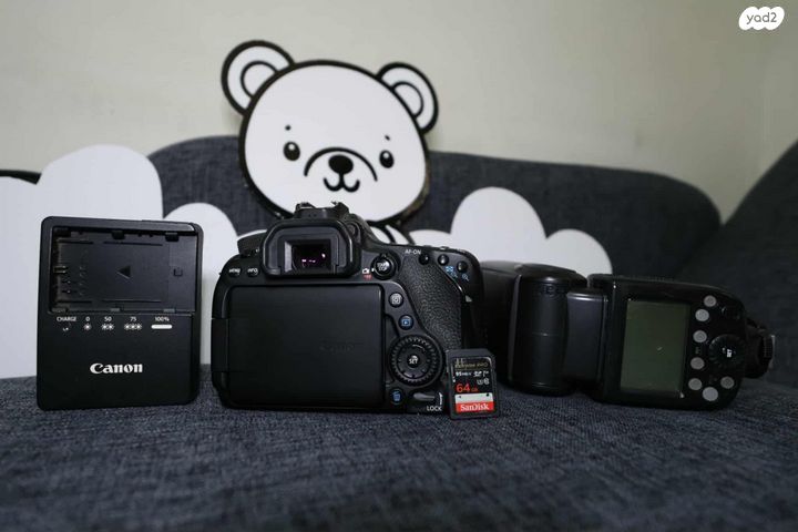 מצלמת canon D80 במצב חדש