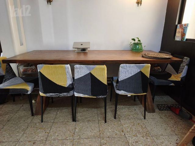 שולחן עץ מלא