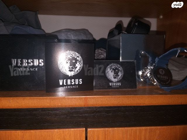 Versace Versus