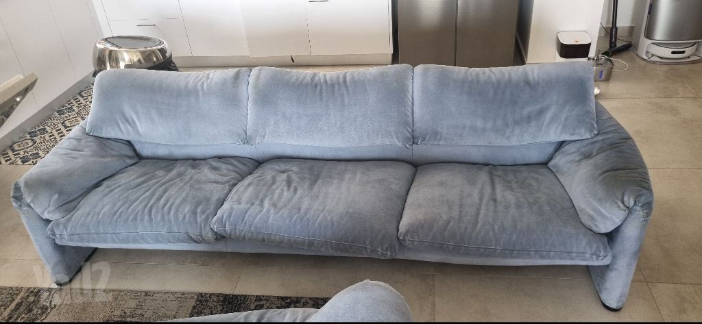 למביני עניין Cassina Maralunga